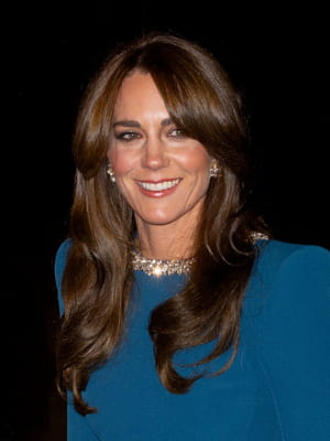 Kate-Middleton-royal-variety-frange-rideau