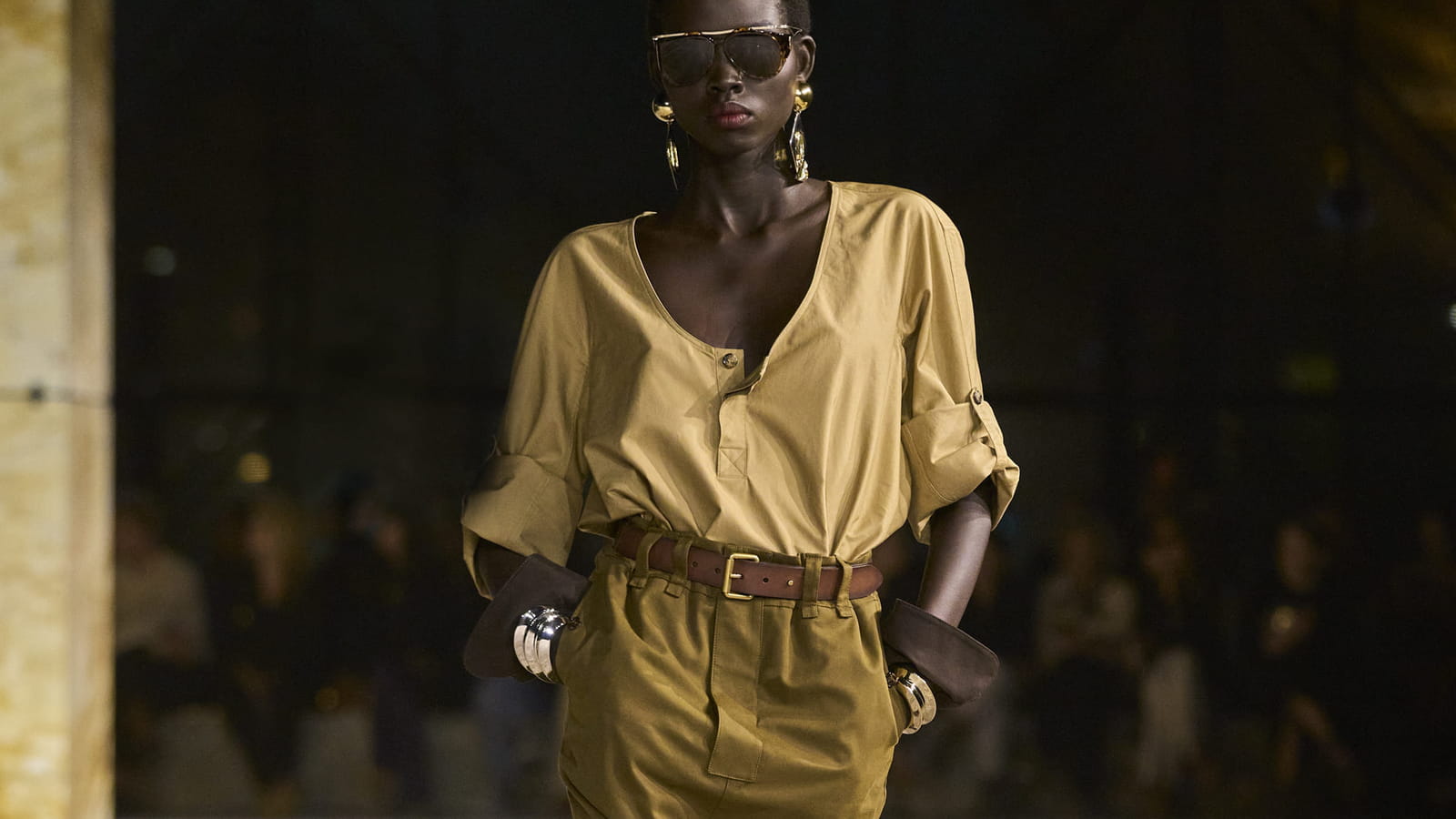 Look 14