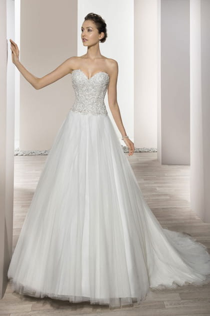 Une robe mystérieuse, Demetrios