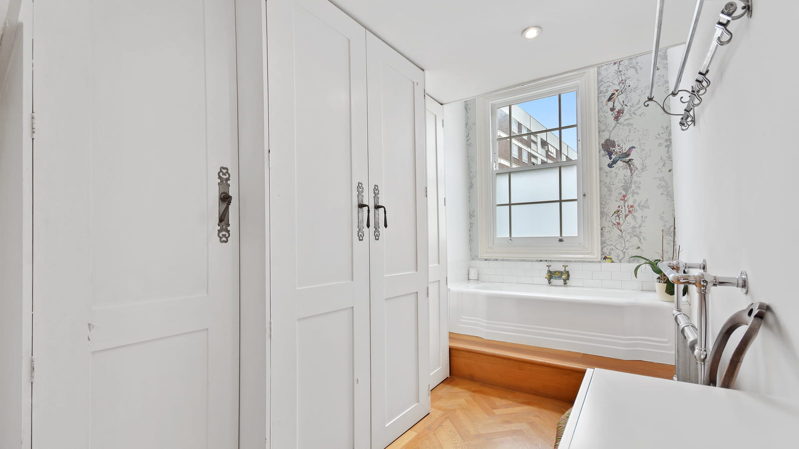 Salle de bains et dressing