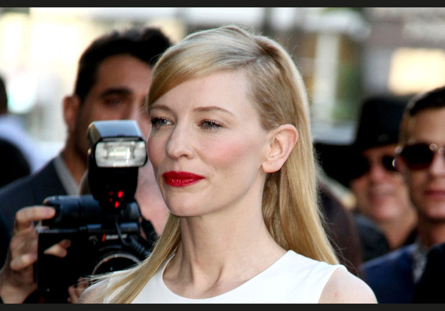 La coiffure structur&eacute;e de Cate Blanchett