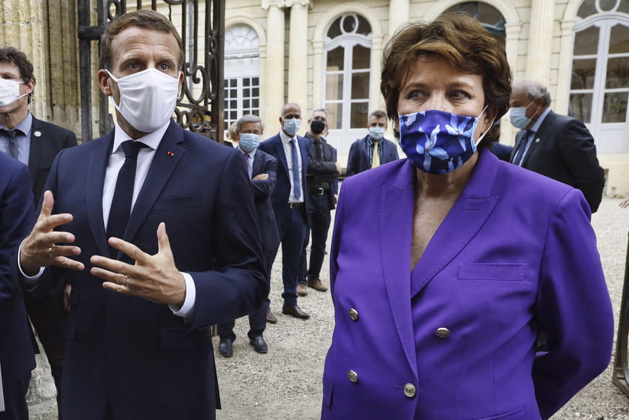 Macron et Bachelot, en boîte ? Les vœux de Castex pour 2021
