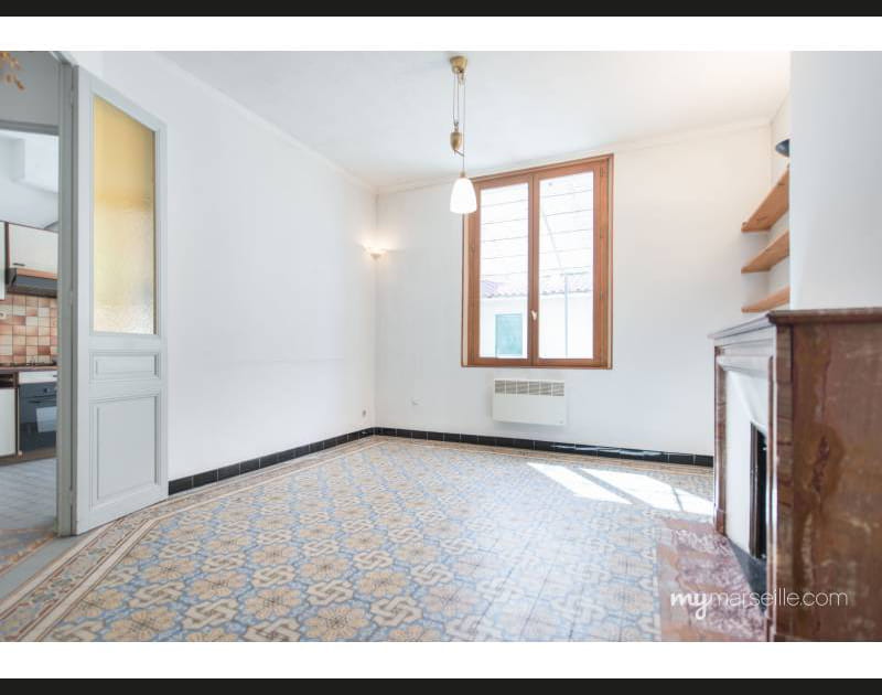 Avant&nbsp;: un salon d'angle avec peu de place