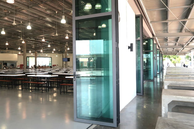 Des conditions de travail alléchantes : la cafétéria