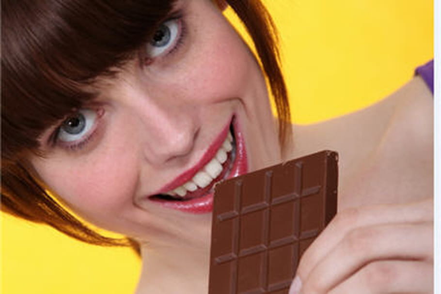 Manger du chocolat : efficace pour booster la mémoire ?