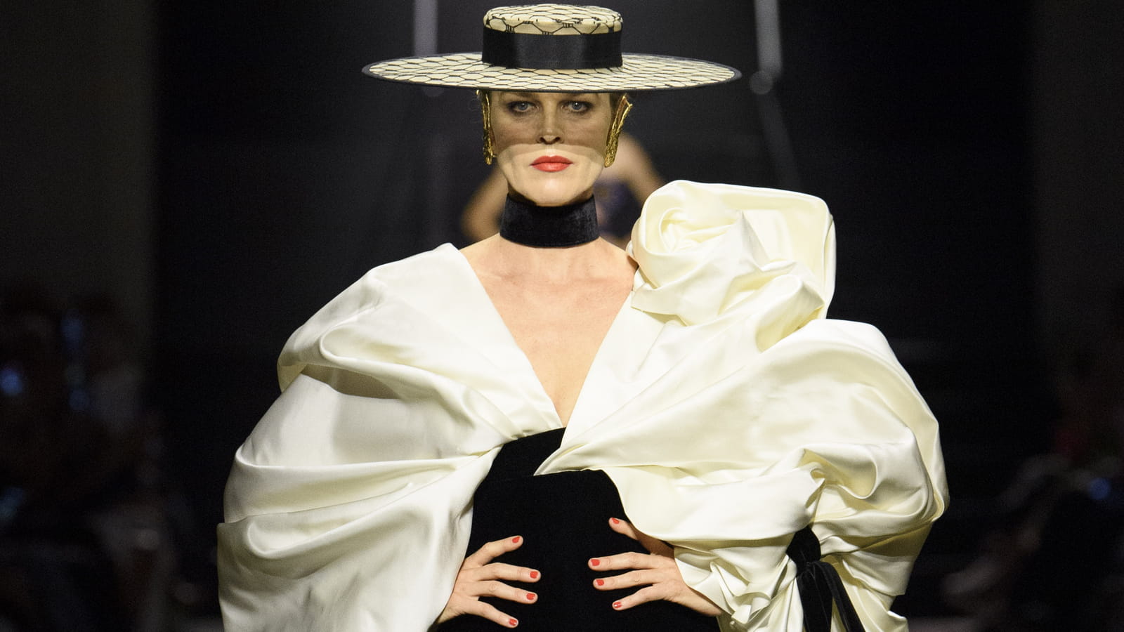 Look 17
