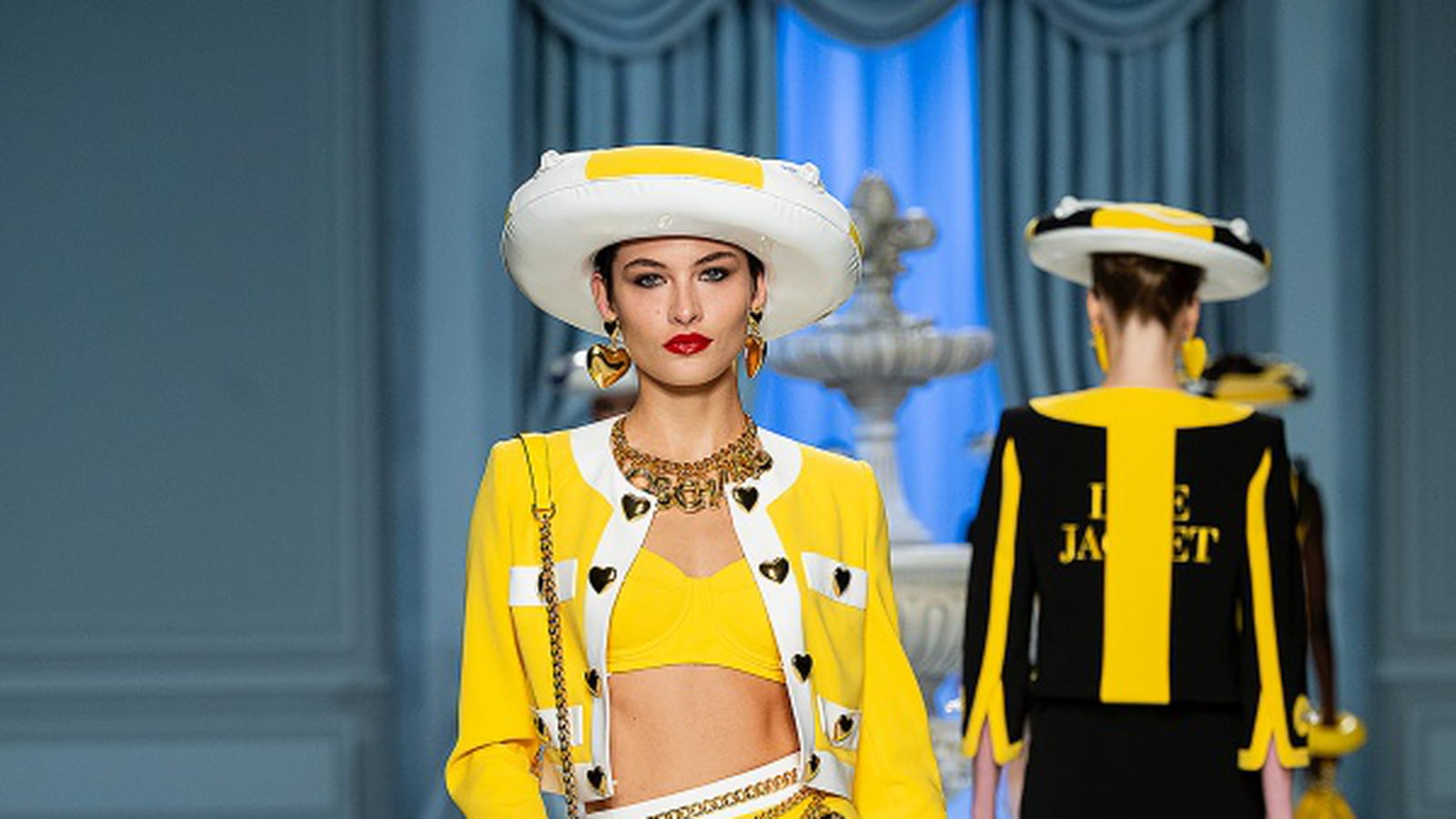 Look 25