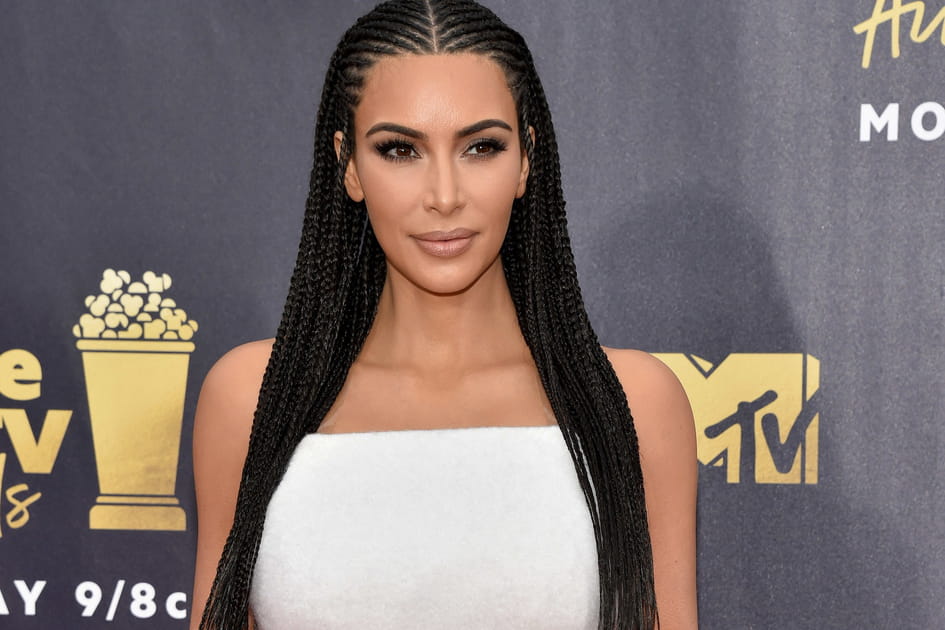 Les tresses africaines tendance de Kim Kardashian