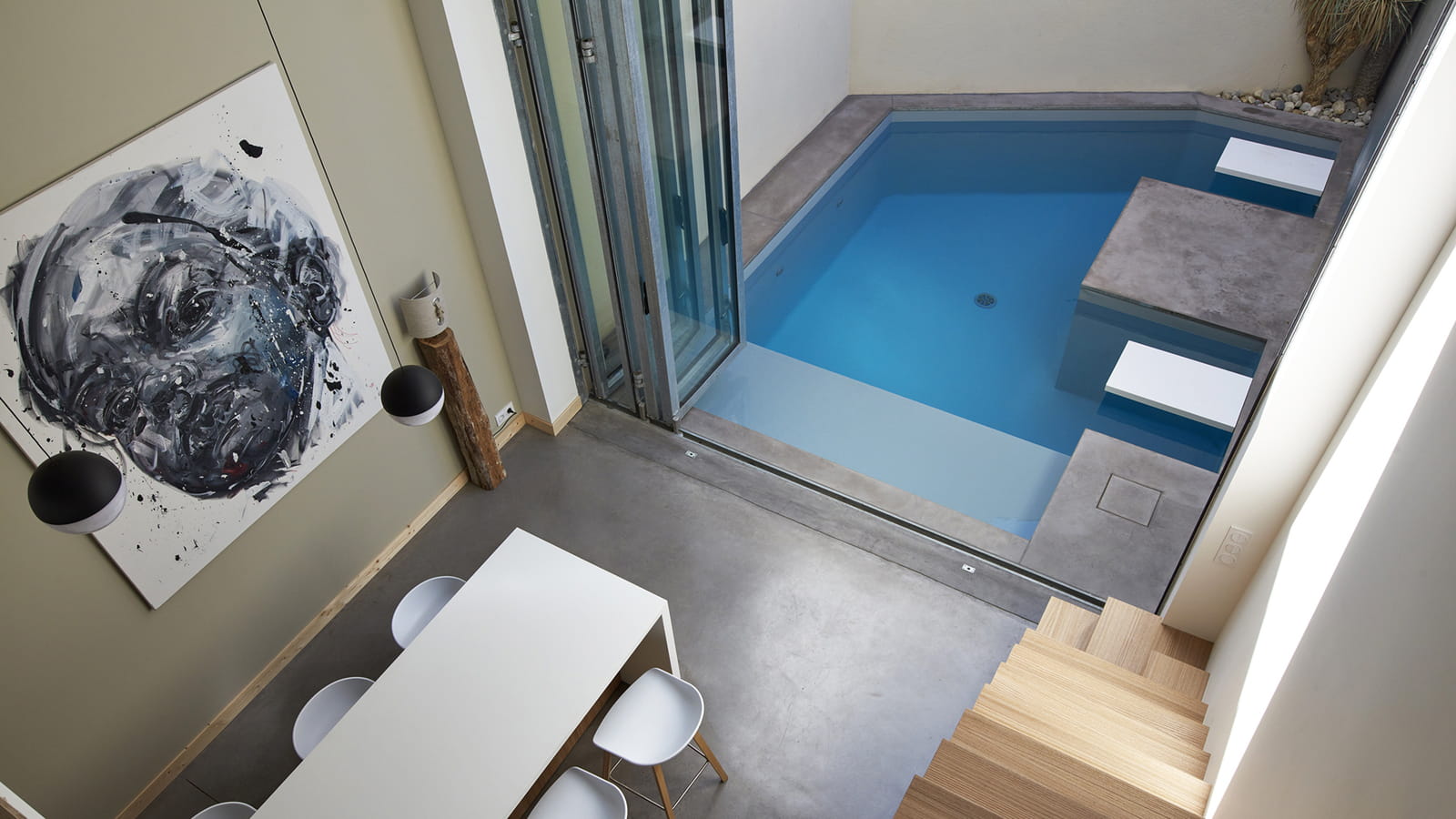Piscine intérieure