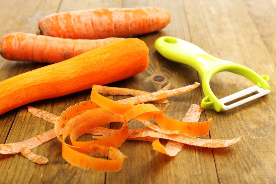 Comment réutiliser les épluchures en cuisine ?
