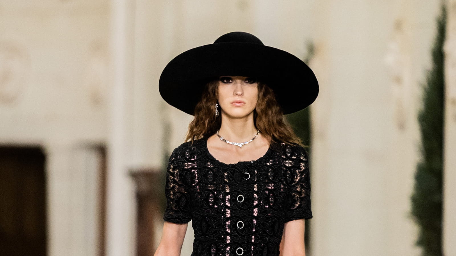 Look 54