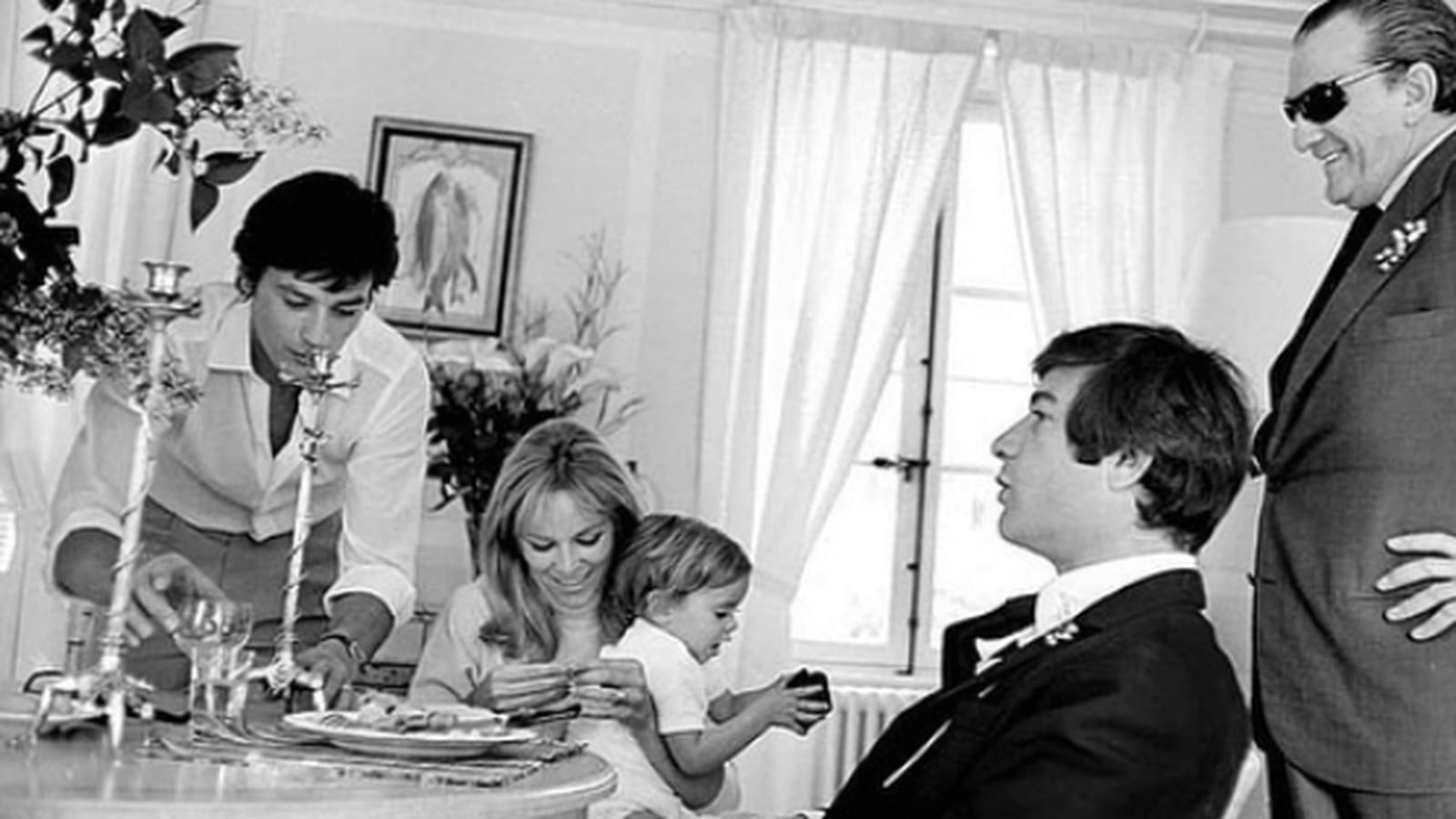 Alain Delon, Nathalie Delon, Anthony Delon, Jean-Claude Brialy et Luchino Visconti