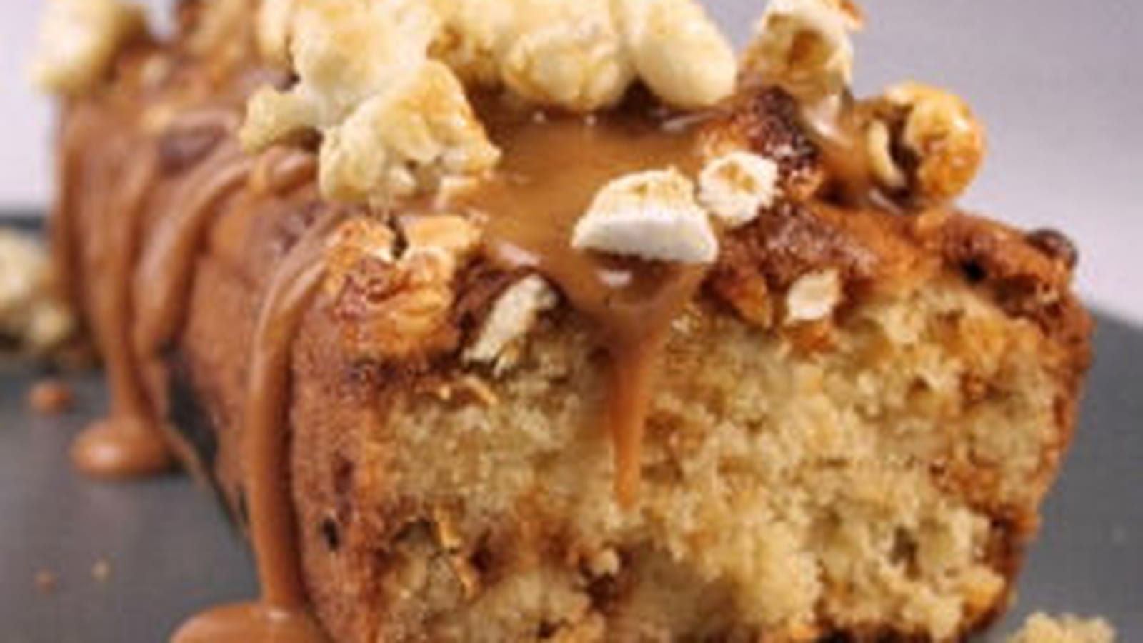 Cake au pop corn et au caramel