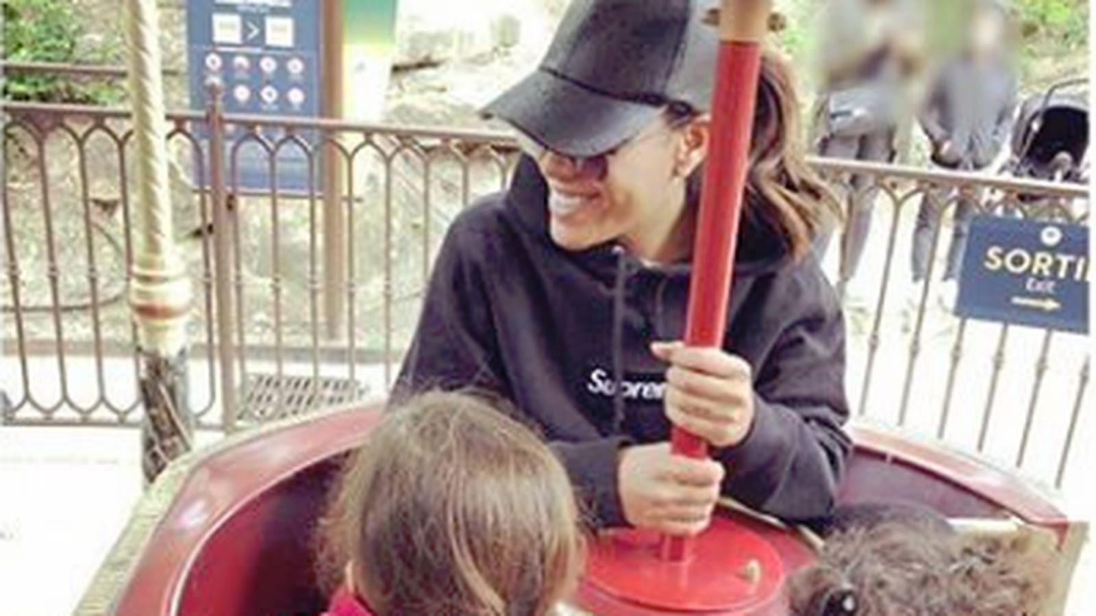 Amel Bent, Sofia et Hana Antonelli