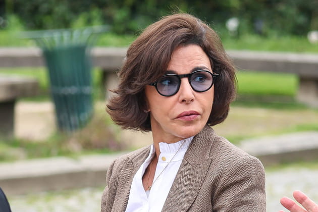 Obsèques de Françoise Hardy : la ministre de la culture Rachida Dati a rendu hommage à la chanteuse