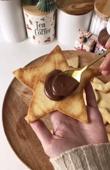 Biscuits sablés étoile fourrés à la pâte à tartiner : Etape 5