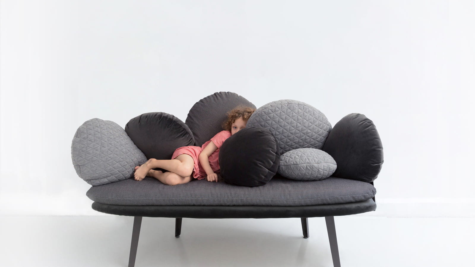 Nubilo Constance Guisset X Petite Friture 