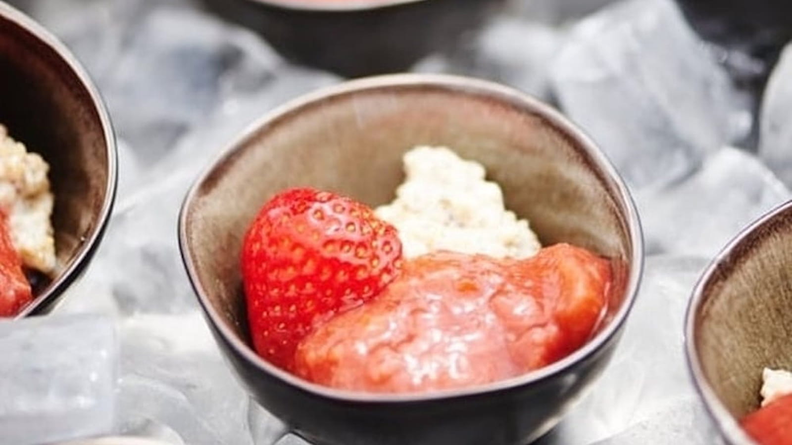 Quinoa façon riz au lait, compote fraises-rhubarbe