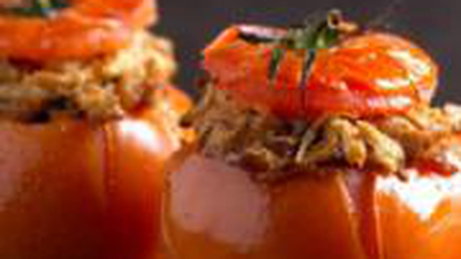 Tomates farcies au poulet