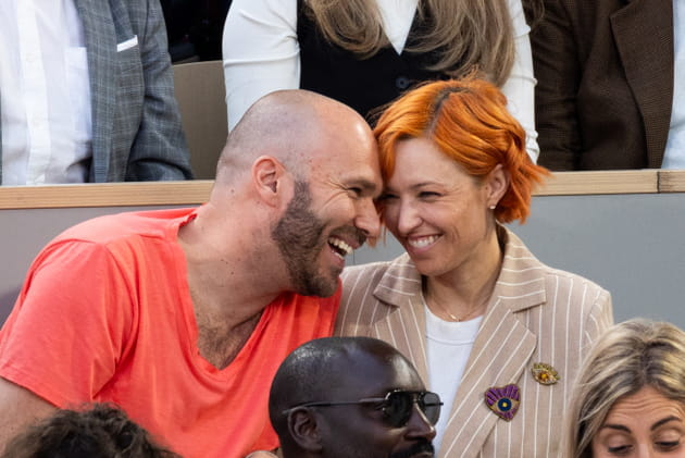 Natasha St-Pier hilare avec son chéri Vincent Bidal à Roland-Garros