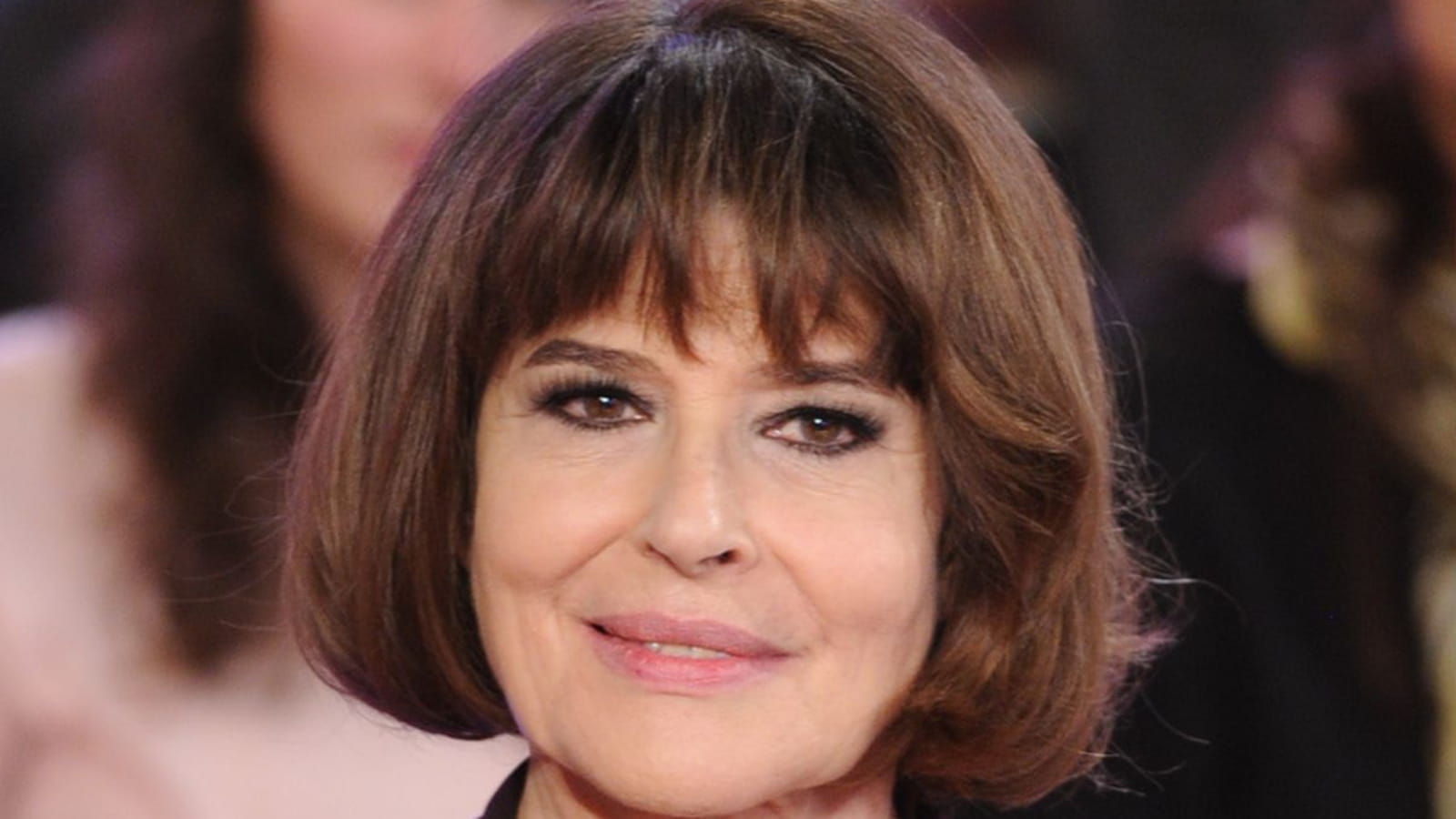  Cils volumineux