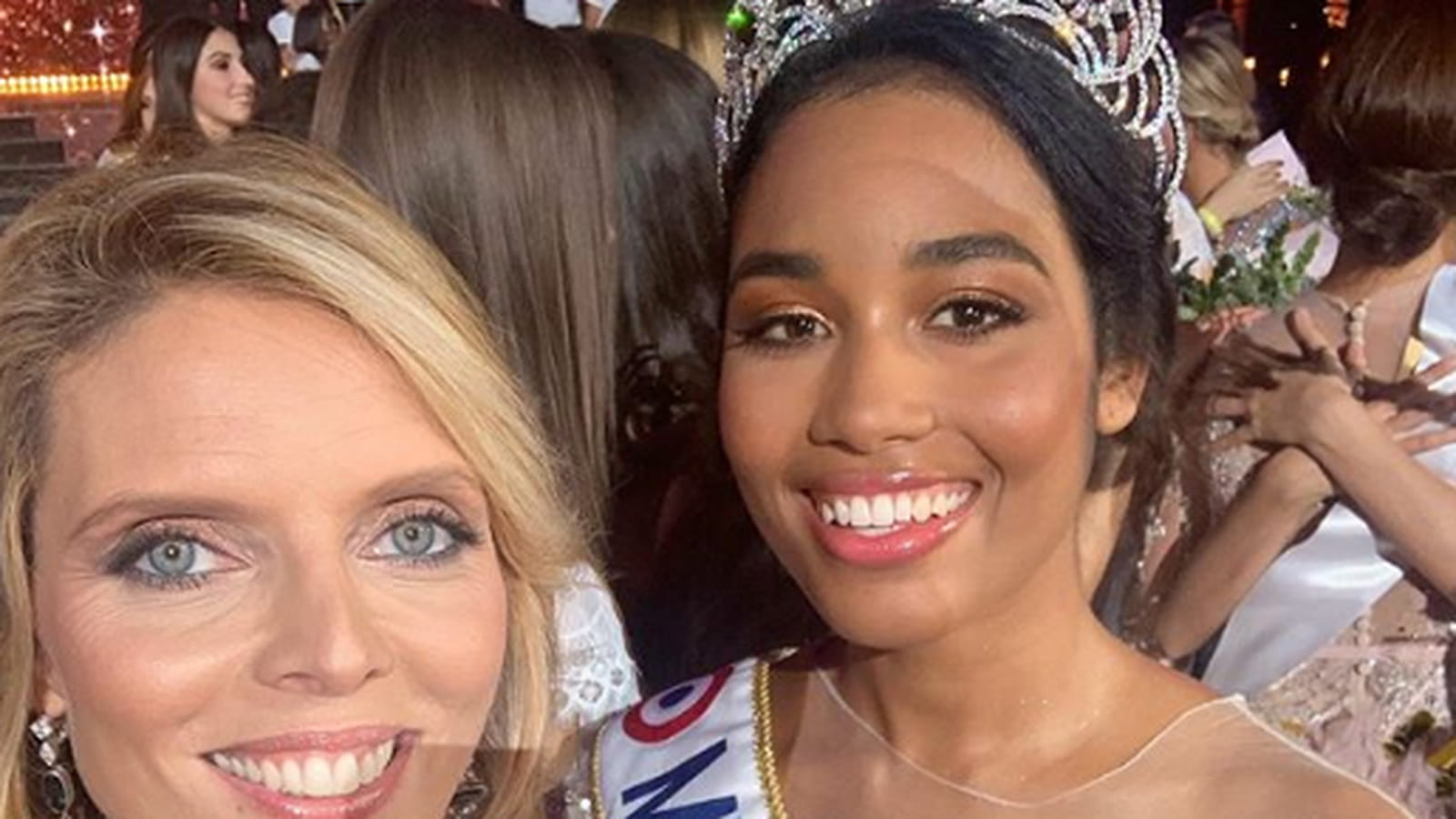 Sylvie Tellier et Clémence Botino