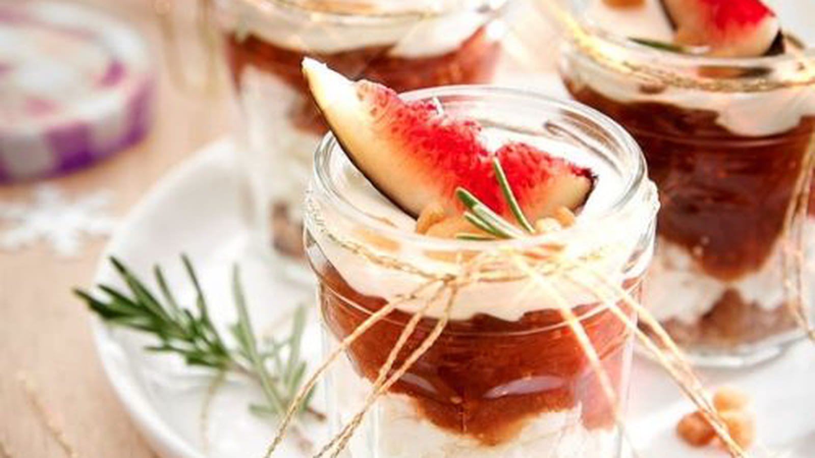 Petits pots enneigés à la Confiture Figue INTENSE Bonne Maman