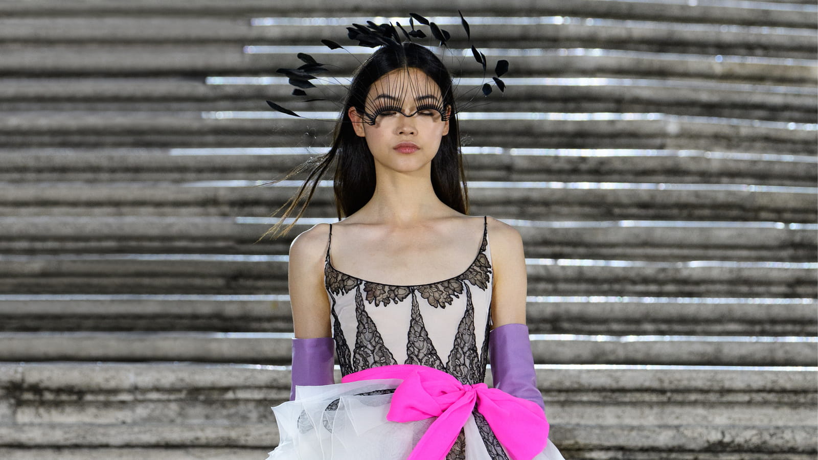 Look 90