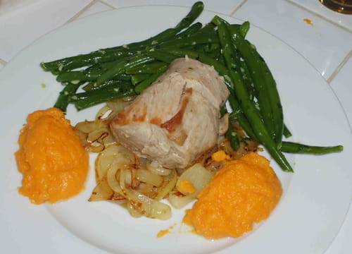 Filet mignon sur sa compotée d'oignons