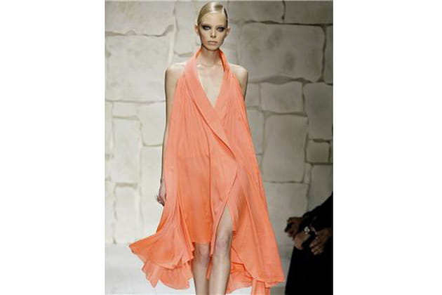 Tels de l&eacute;gers p&eacute;tals