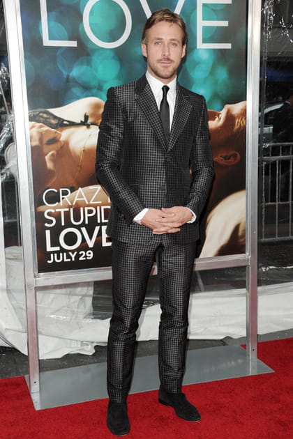 Ryan Gosling en costume à carreaux