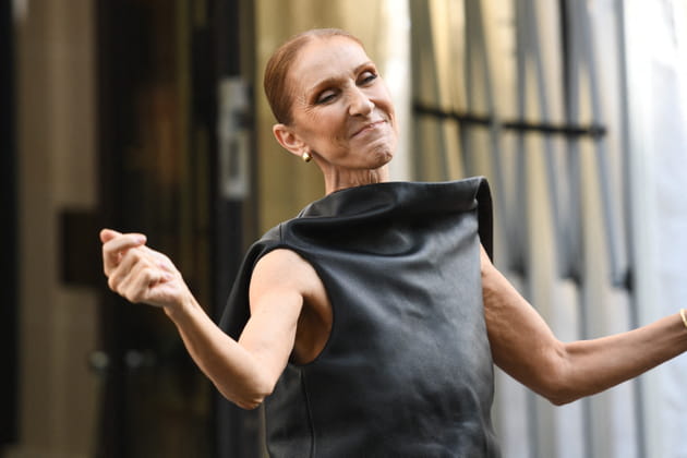 C&eacute;line Dion chante et danse avec ses fans devant son h&ocirc;tel&nbsp;!