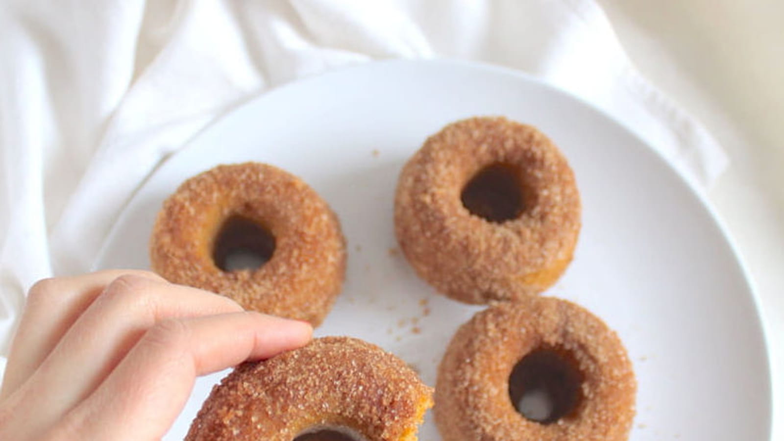 Donuts potiron et cannelle cuits au four vegan