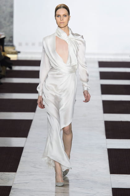 D&eacute;fil&eacute; Yiqing Yin