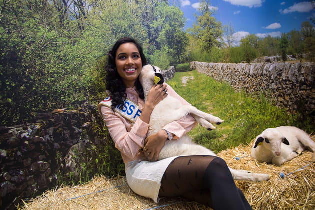 Cl&eacute;mence Botino a de l'amour &agrave; revendre