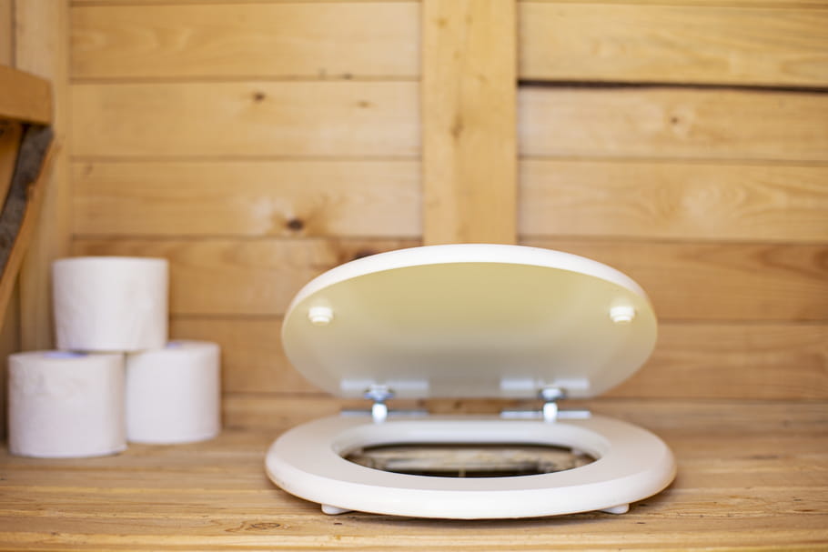 Toilettes sèches : tout savoir sur ces WC écologiques
