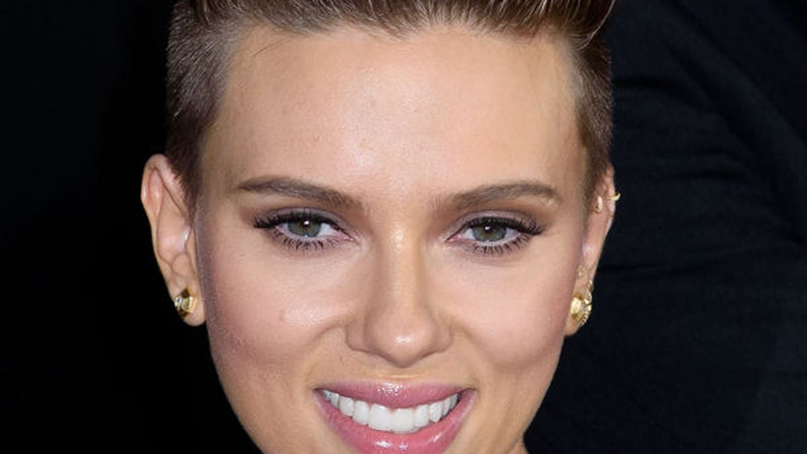 Scarlett Johansson, cheveux courts
