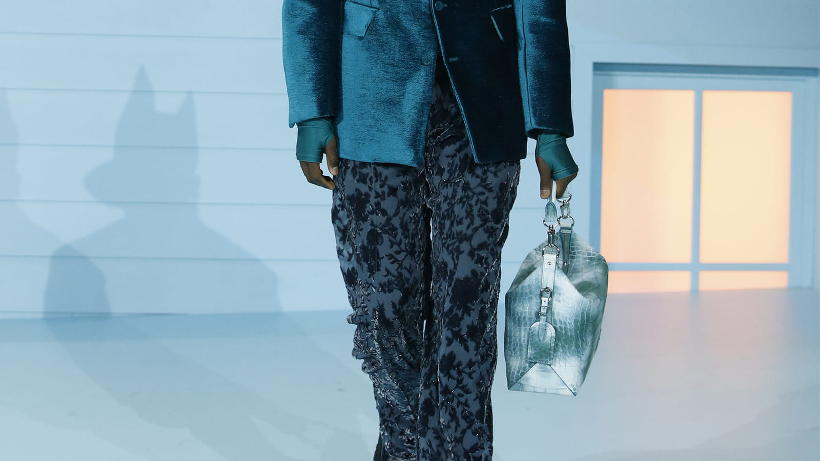 Look 32