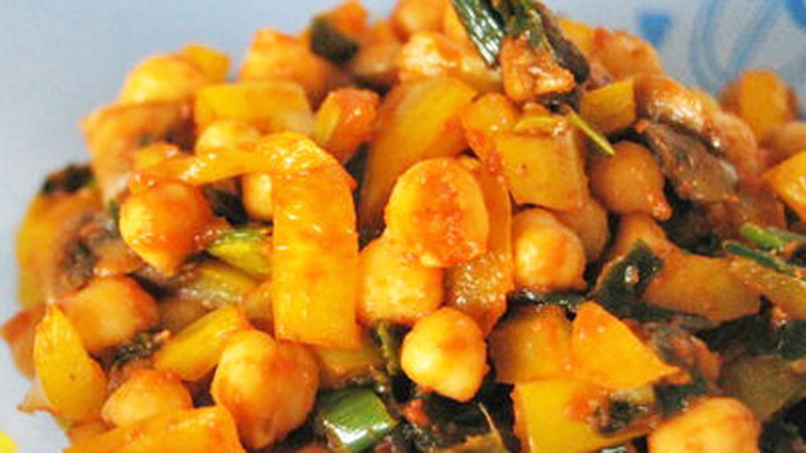 Salade de pois chiche aux légumes
