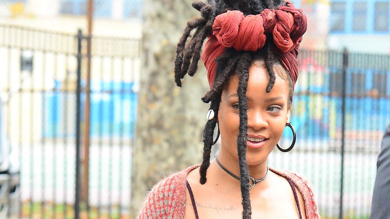 Rihanna, avec ses dreadlocks