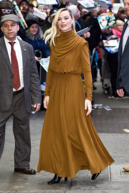 Margot Robbie en robe Proenza Schouler