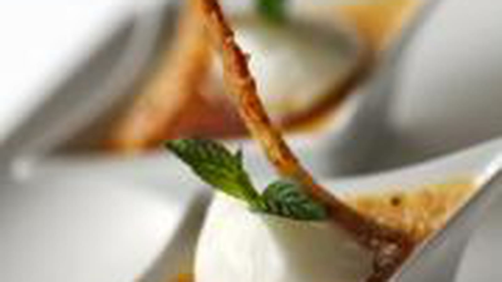 Crème brûlée passion et sorbet au citron