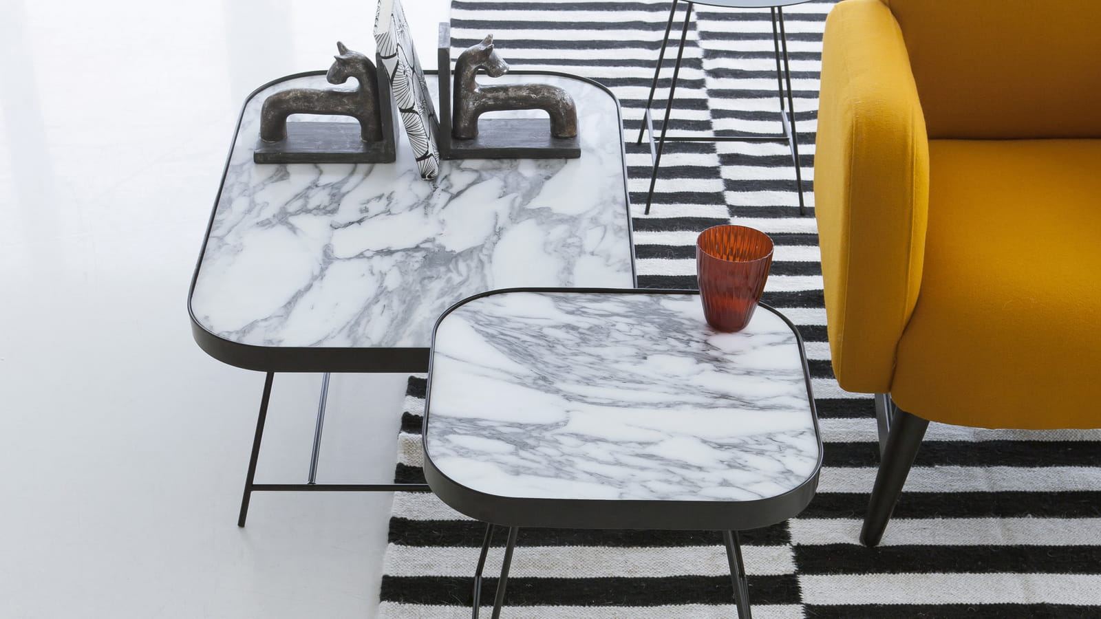 Tables en marbre