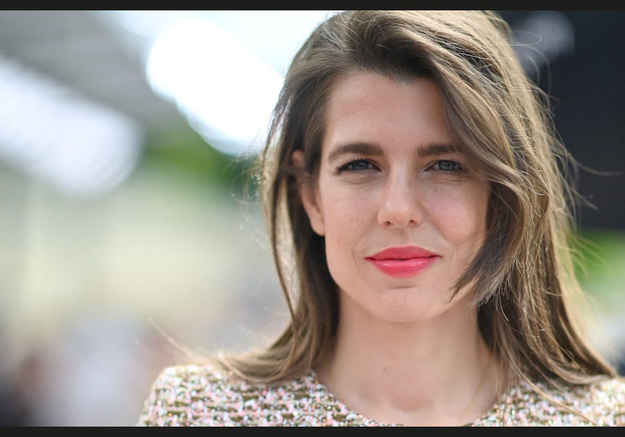 Top&nbsp;: la bouche rose de Charlotte Casiraghi