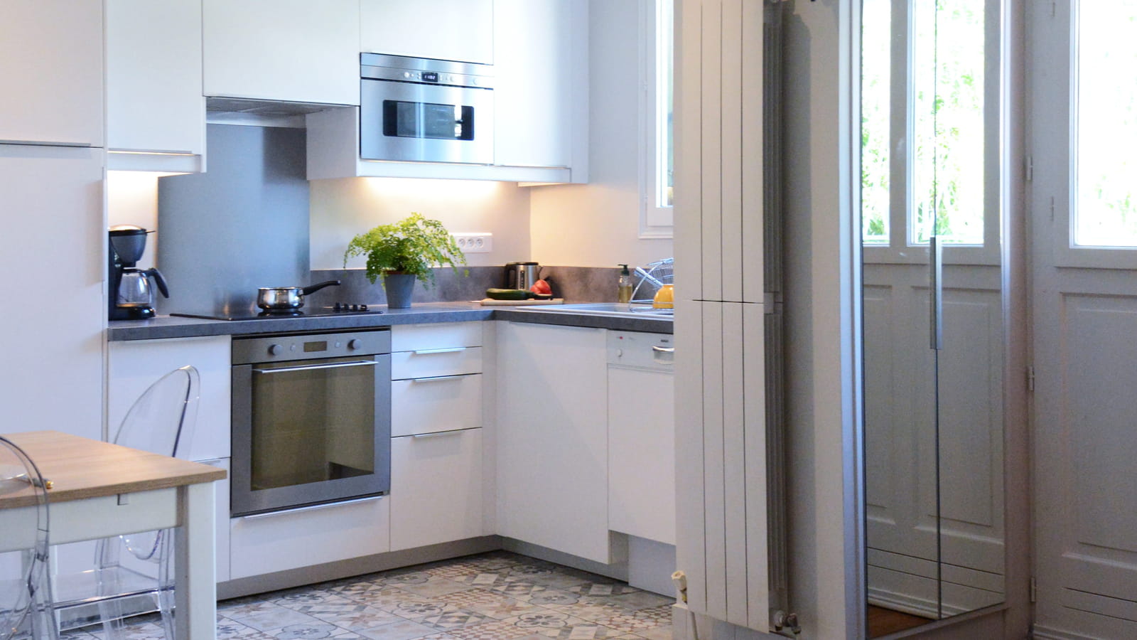 Cuisine avec carreaux de ciment 