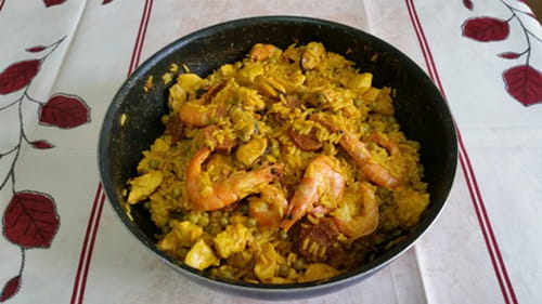 Paëlla poulet, chorizo, crevettes, moules facile