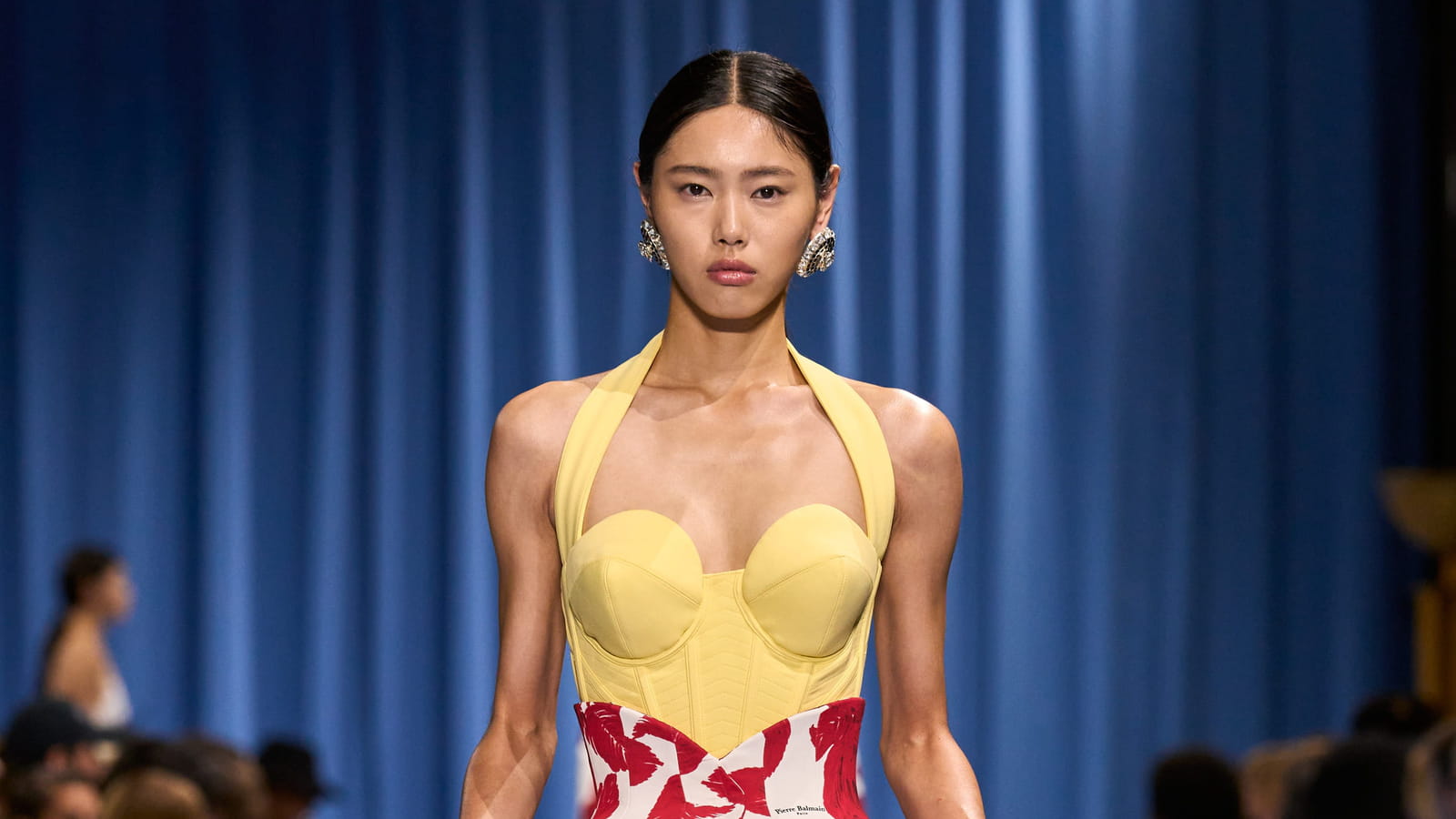 Look 26