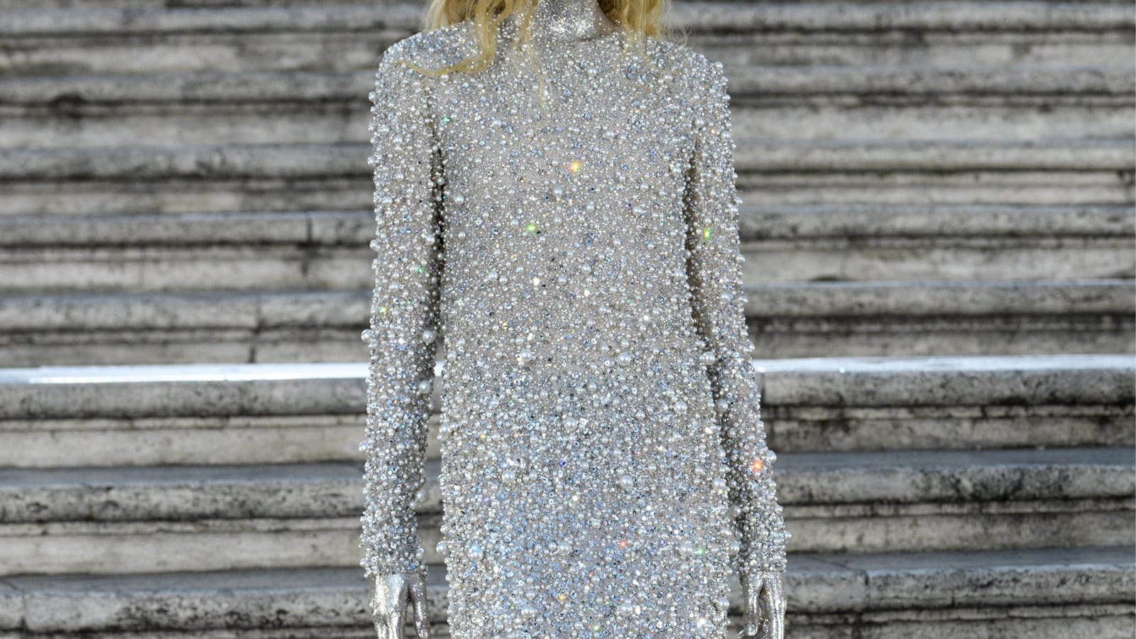 Look 37