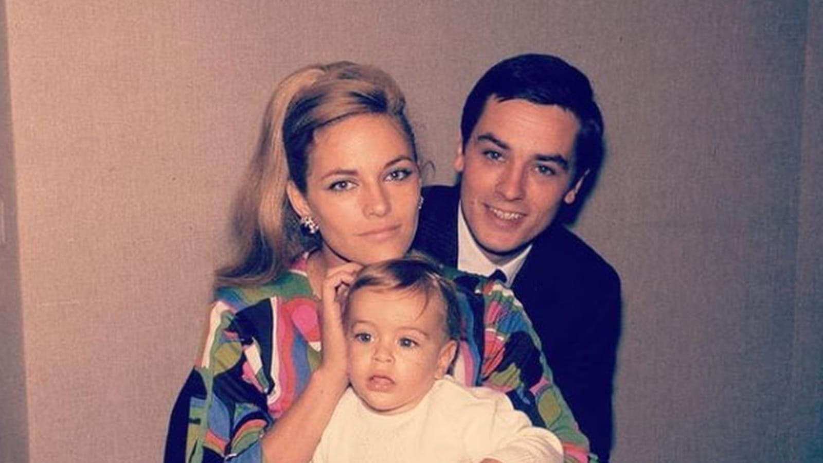 Nathalie, Anthony et Alain Delon
