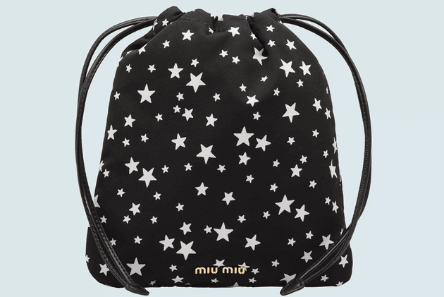 Pochette noire de Miu Miu